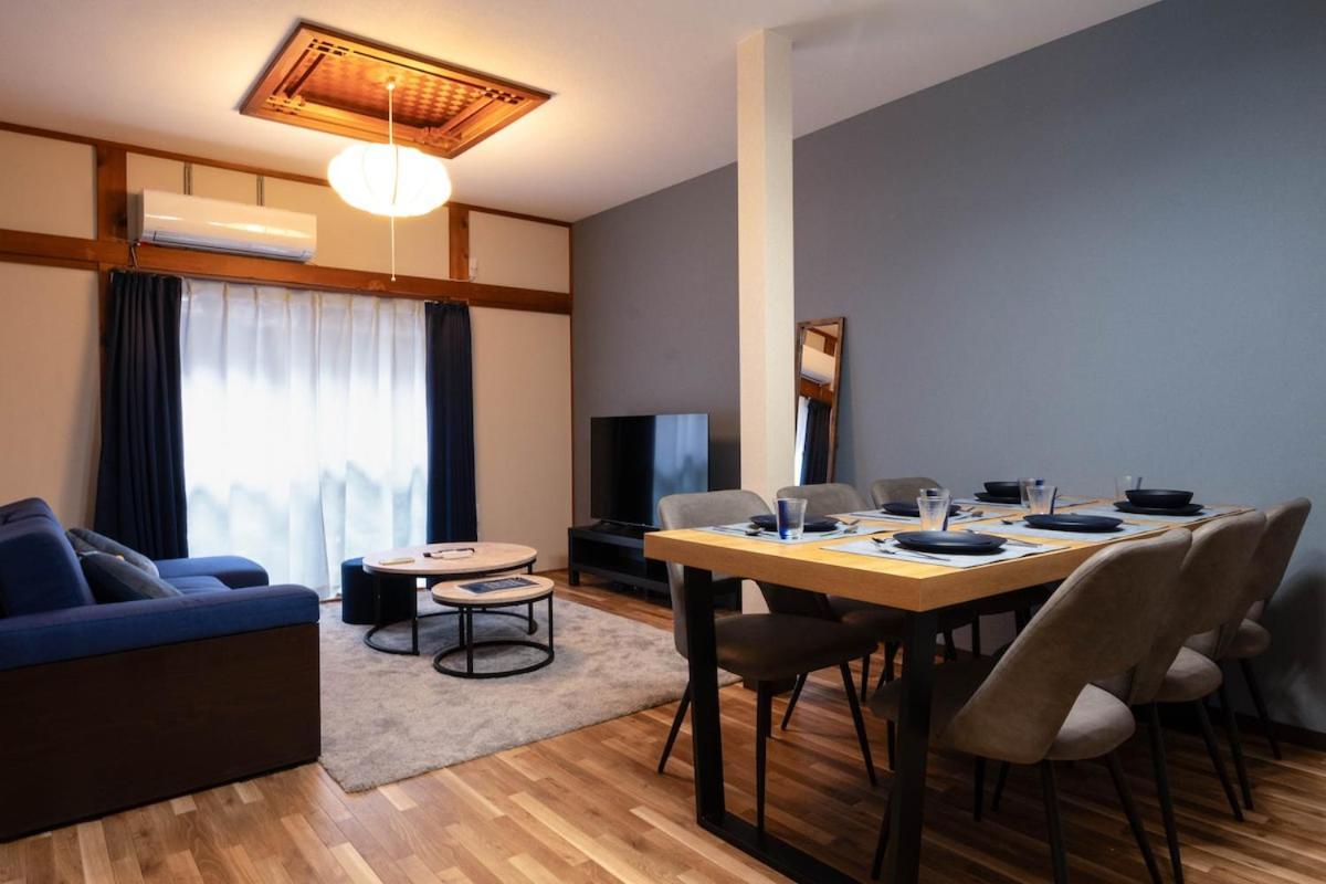 The Blue Traditional House In Holiday home