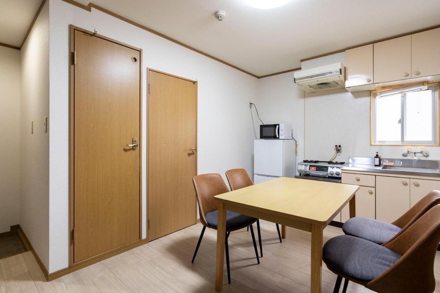 Apartment House Honkan