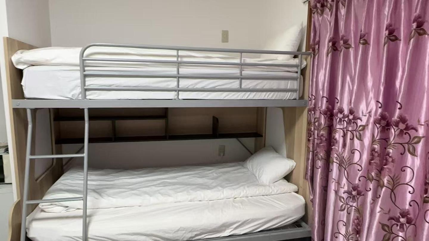 Apartamento 梟の宿 岛之内2号馆 步行200m至道顿堀! 徒步5分钟日本桥站! 心斋桥8分钟 黑门市场15分种徒步圈内 !中央区66平方2间房可住7人