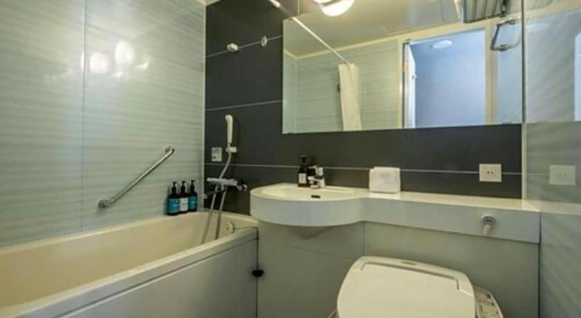 Hotel Unizo Yodoyabashi 3*
