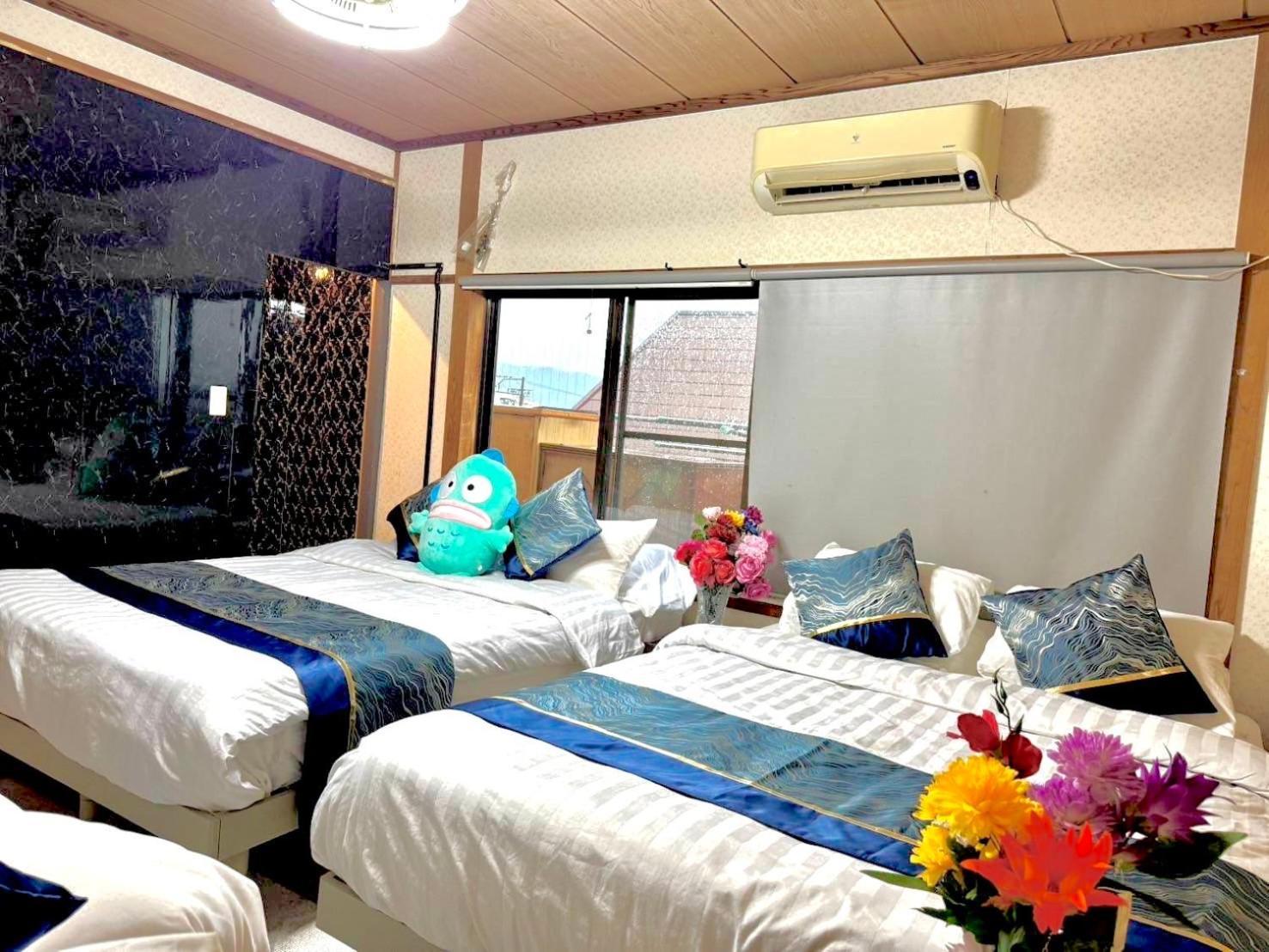 Holiday home Mito House Up To 28 Pax Free Bus & Breakfast *