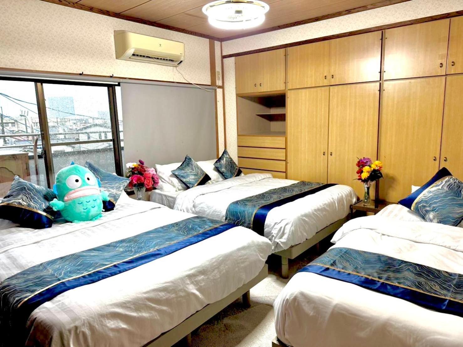 Holiday home Mito House Up To 28 Pax Free Bus & Breakfast Osaka