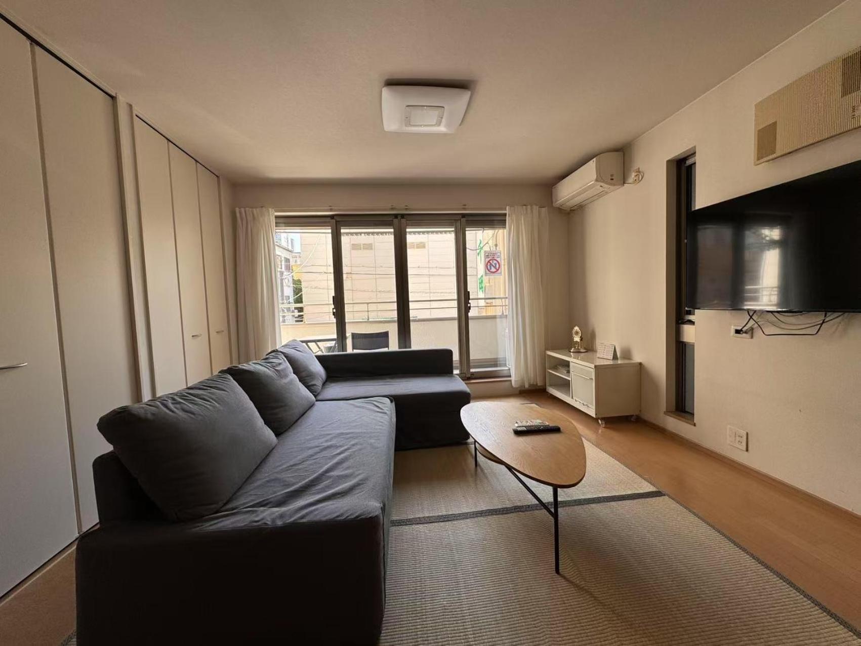 Comfy House Namba