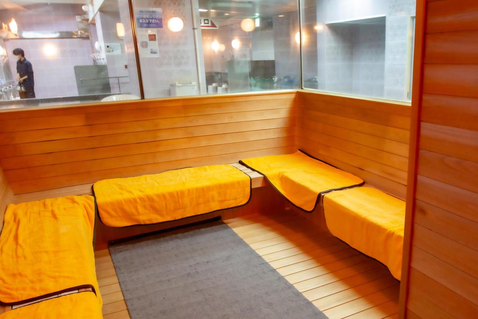 Capsule Asahi Plaza Shinsaibashi - Men's Only