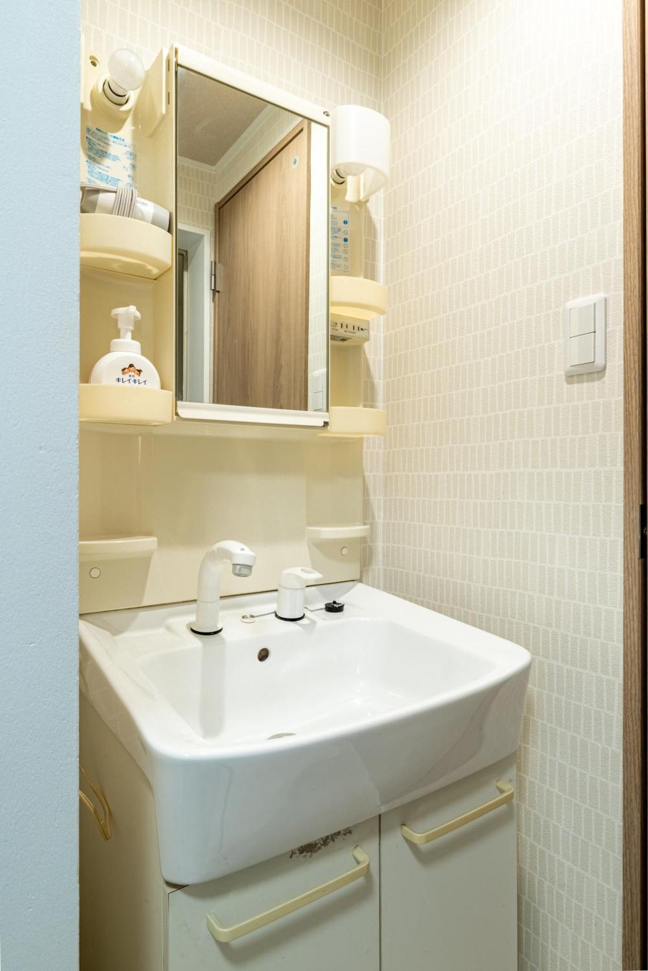 Apartment 0102 Newly Opened Baika Family Friendly Free Parking 10 Minutes To Usj 102