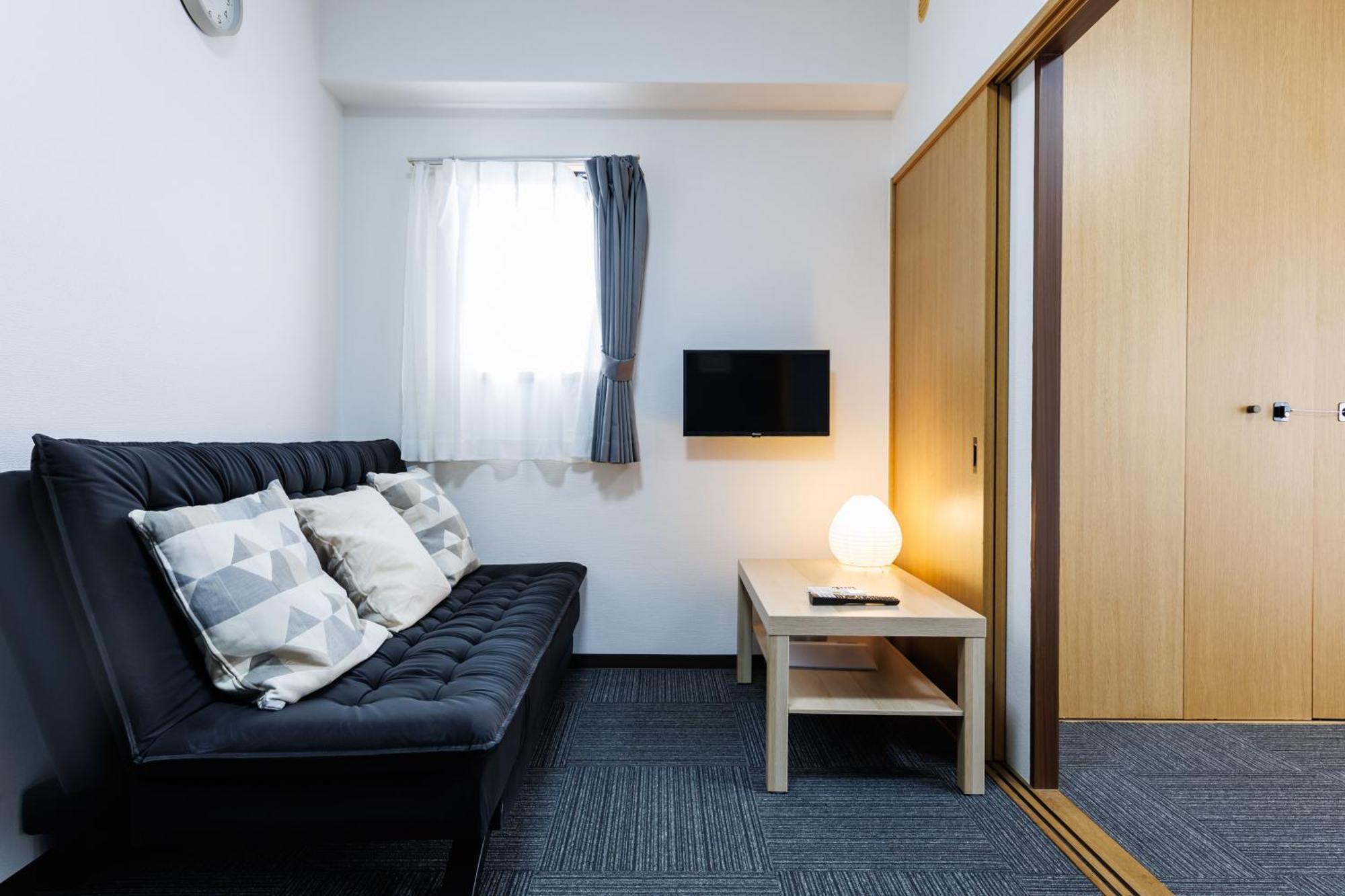 Grande Famille Shimanouchi Dotonbori Apartment