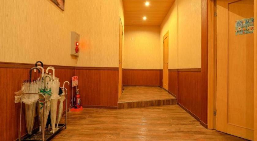 Naniwa Shinsekaimae Hotel Osaka