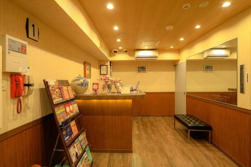 Naniwa Shinsekaimae 3* Osaka