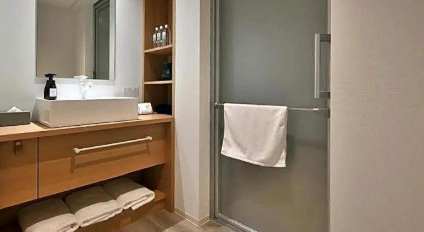 Unizo Yodoyabashi Hotel 3*
