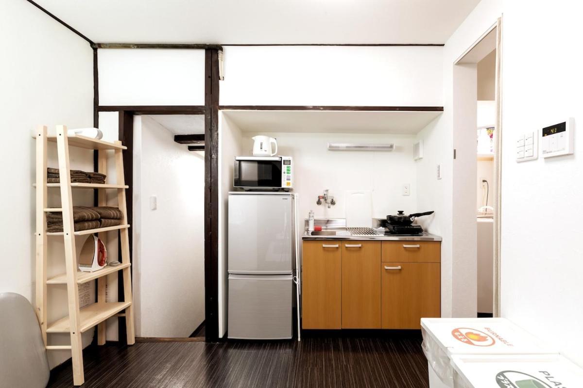 Yagara Terrace House A * Osaka