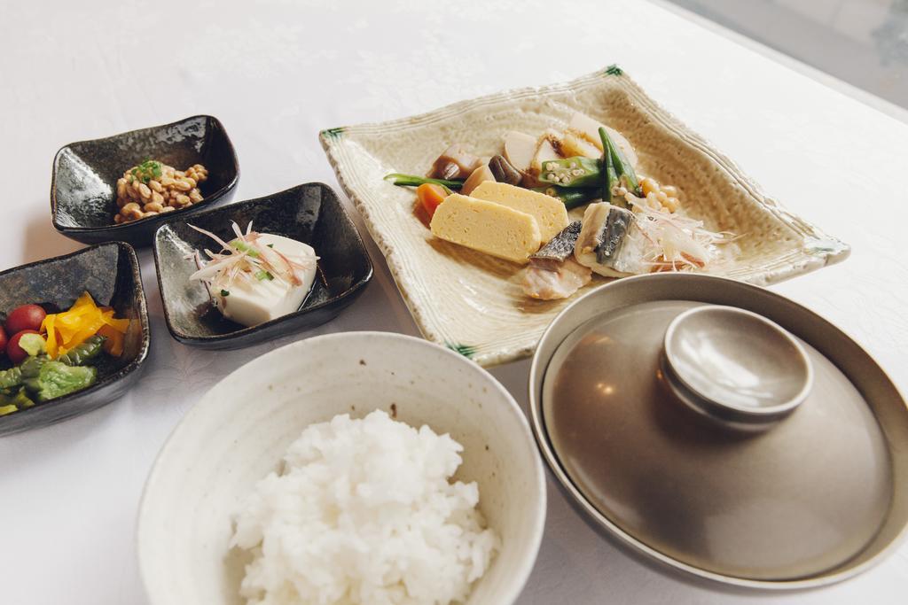 Hearton Nishi Umeda 3* Osaka