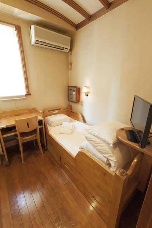 Capsule hotel Capsule Osaka
