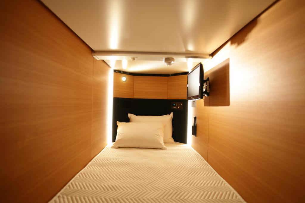 Capsule hotel New Japan Capsule Osaka