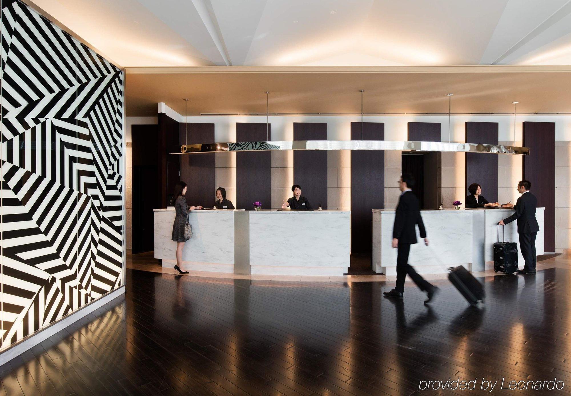 Courtyard By Marriott Shin-osaka Station 5*