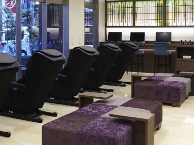 Hotel The Bridge Shinsaibashi 4*