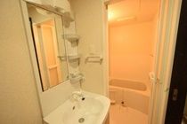 Trad Tsuruhashi Hotel 3*