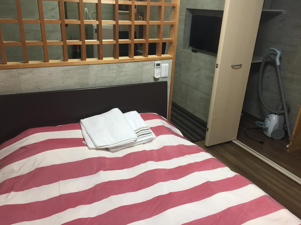 Apollo Couples At Namba 2 Apartment