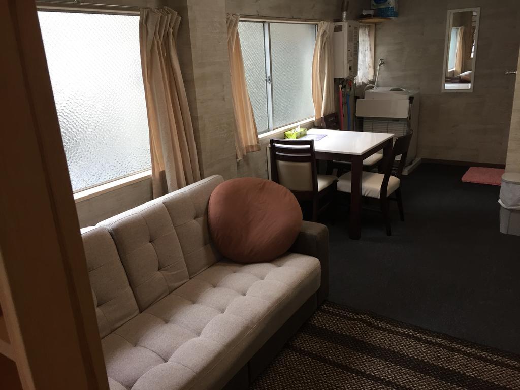 Apollo Couples At Namba 2 Apartment *