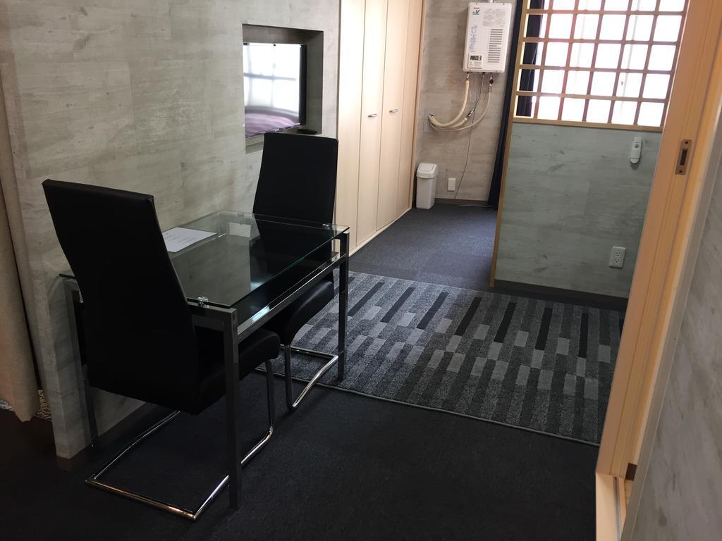 Apollo Couples At Namba 2 Apartment *