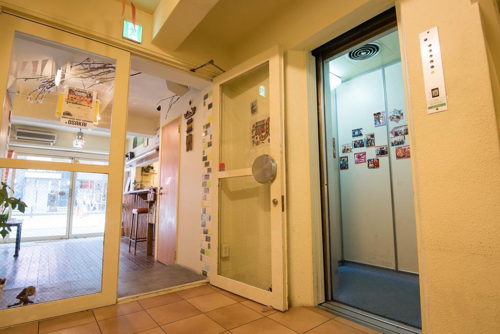 Q Hostel