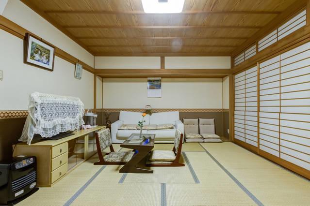 Nakayama Guest house