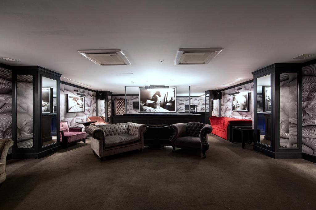 Rock Star Hotel Osaka