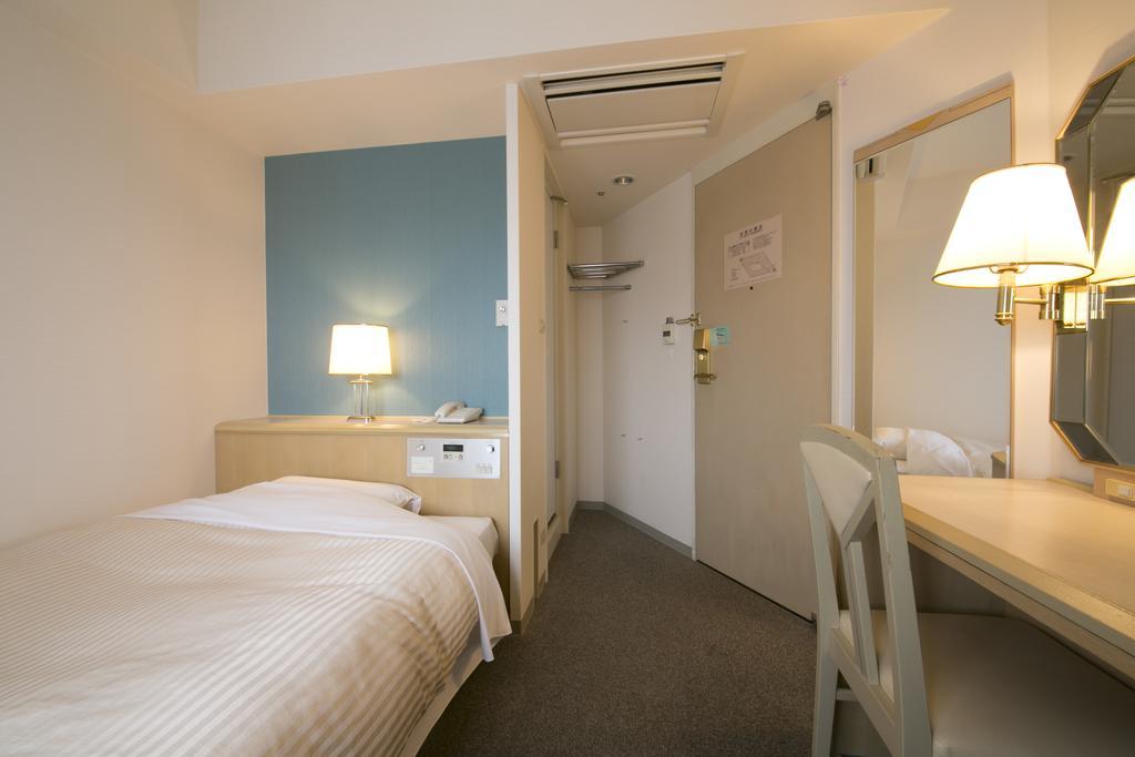 Shin Washington Plaza 3* Osaka