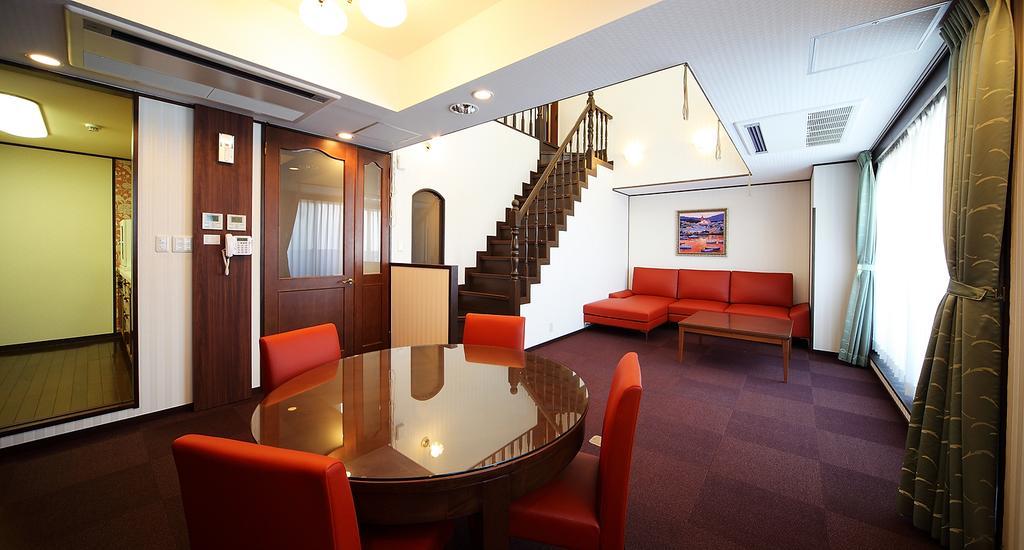Hotel Live Artex 3*