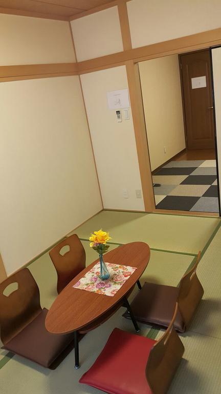 Homestay Raku House