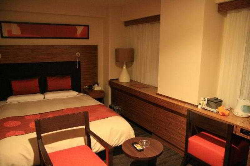 Hotel Mitsui Garden Yodoyabashi 4*