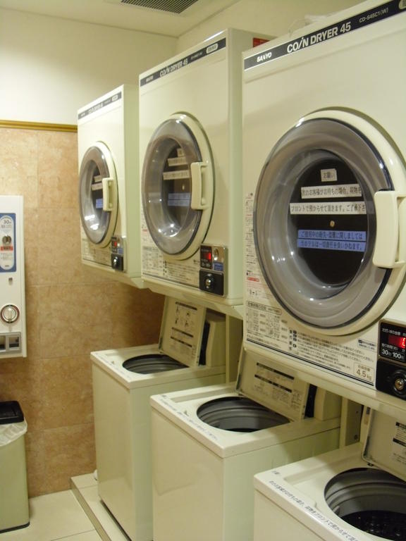 Toyoko Shinsaibashi Nishi Hotel