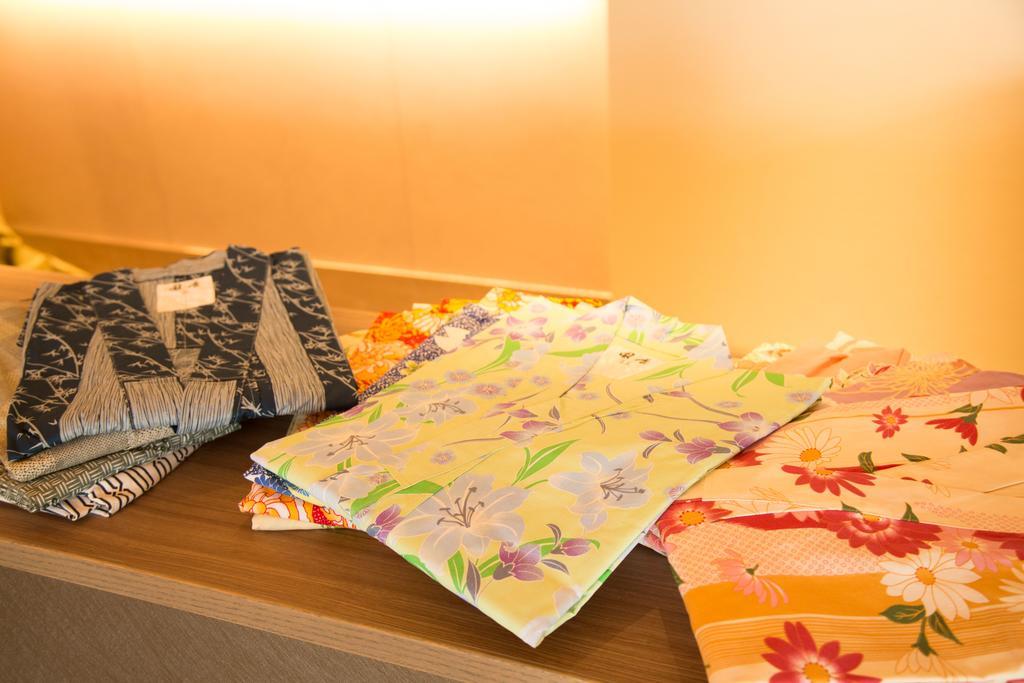Shinsaibashi Grand Hotel 3*