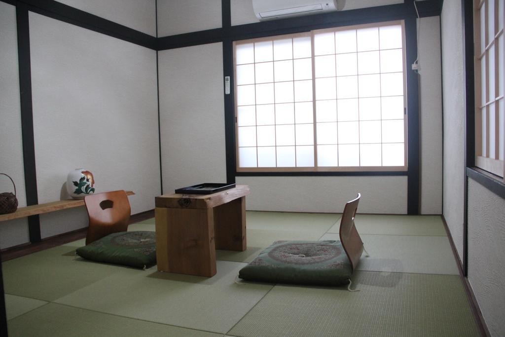 Watei Hatsune Apartment *