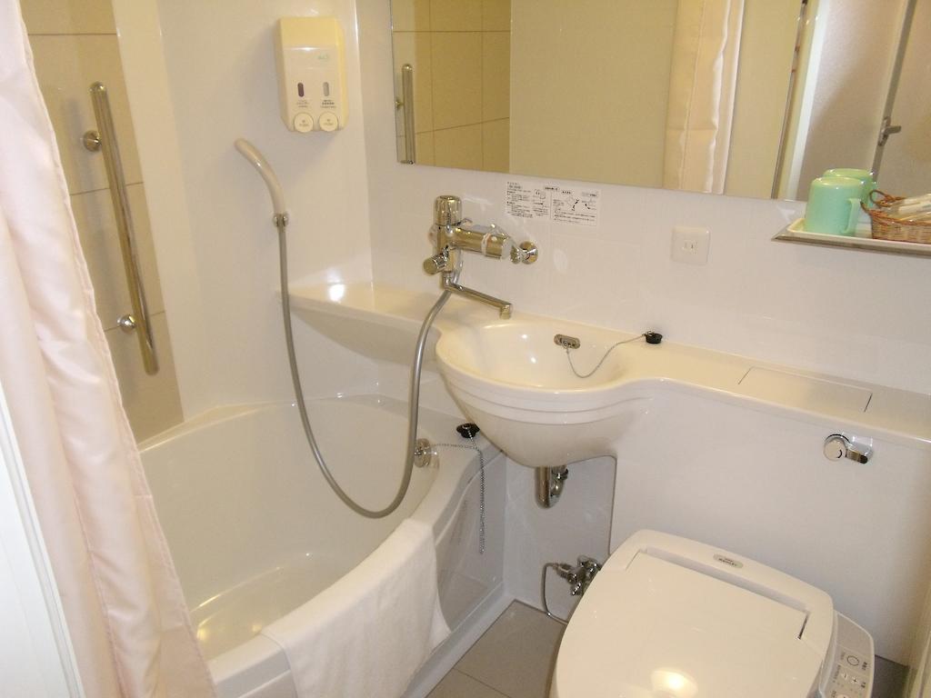 Hotel Business Sennichimae 3*