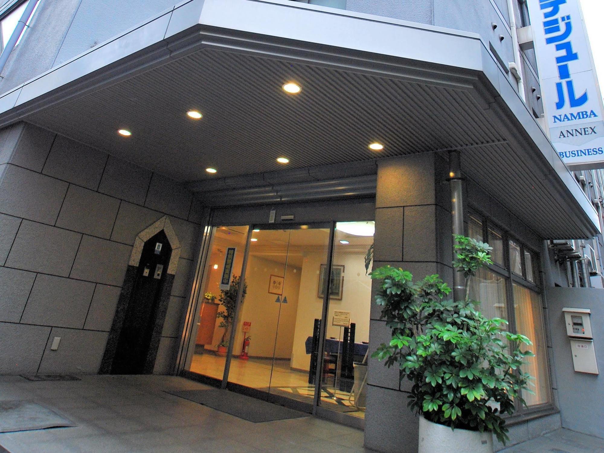 Economy hotel Le Botejour Nanba 2*