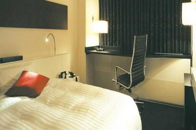 Cross 4* Osaka