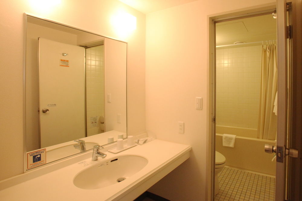 Chisun Hommachi Hotel econômico