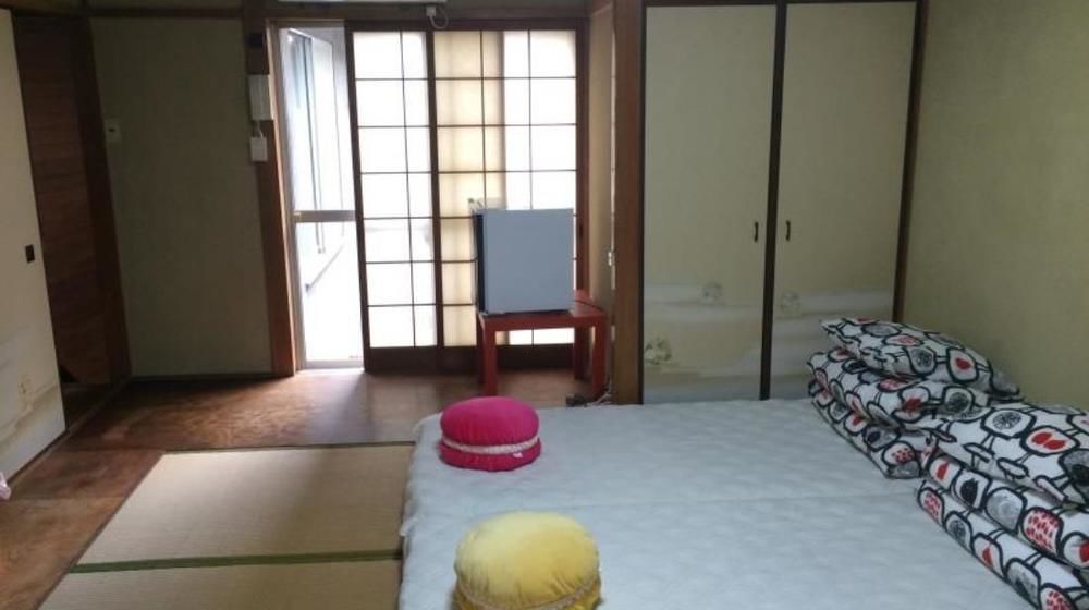 Social House Hotel 2*