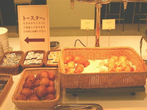 Cross Wave Umeda