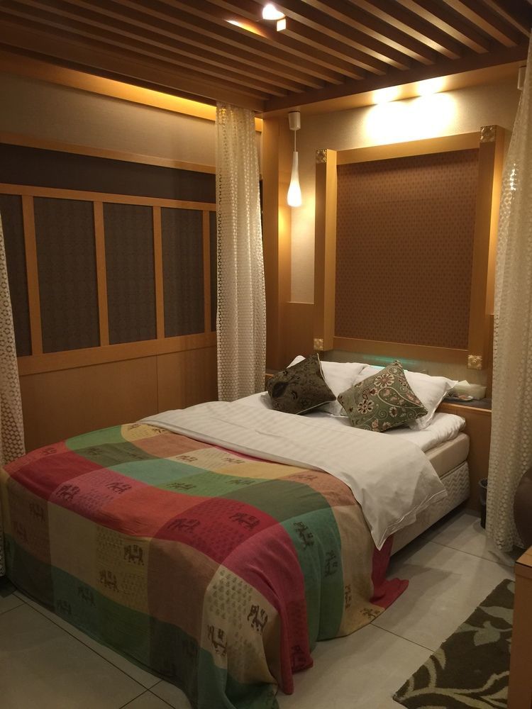 Kanade Shinsaibashi Osaka