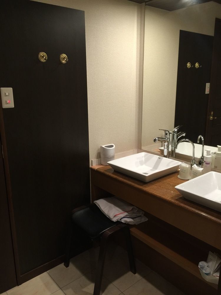 Hotel Kanade Shinsaibashi 3*