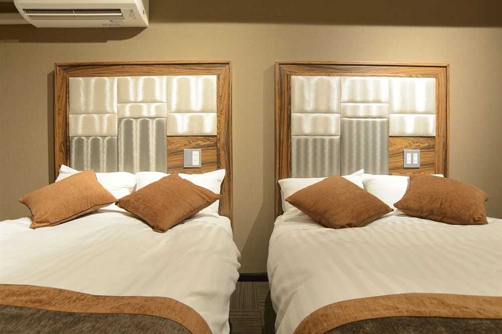 Relief Namba Daikokuchou Hotel 3*
