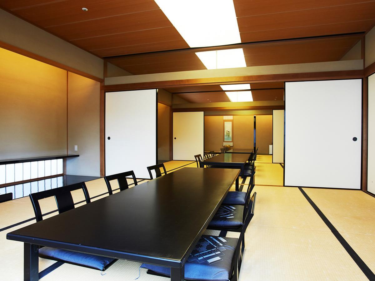 Academia Hotel 3*