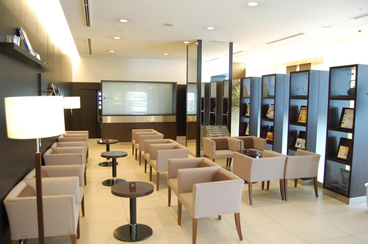 Cross Wave Umeda Hotel 3*