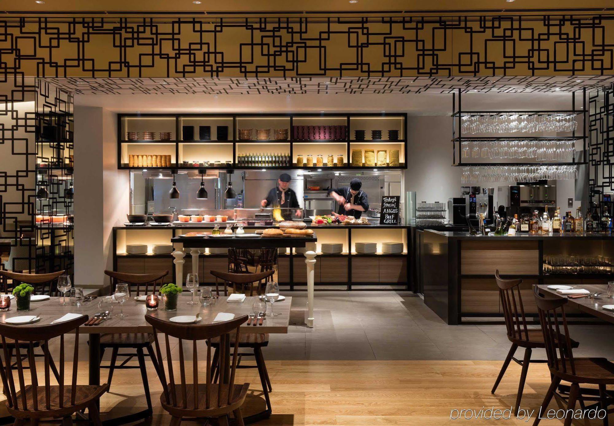 Hotel Courtyard By Marriott Shin-osaka Station 5*