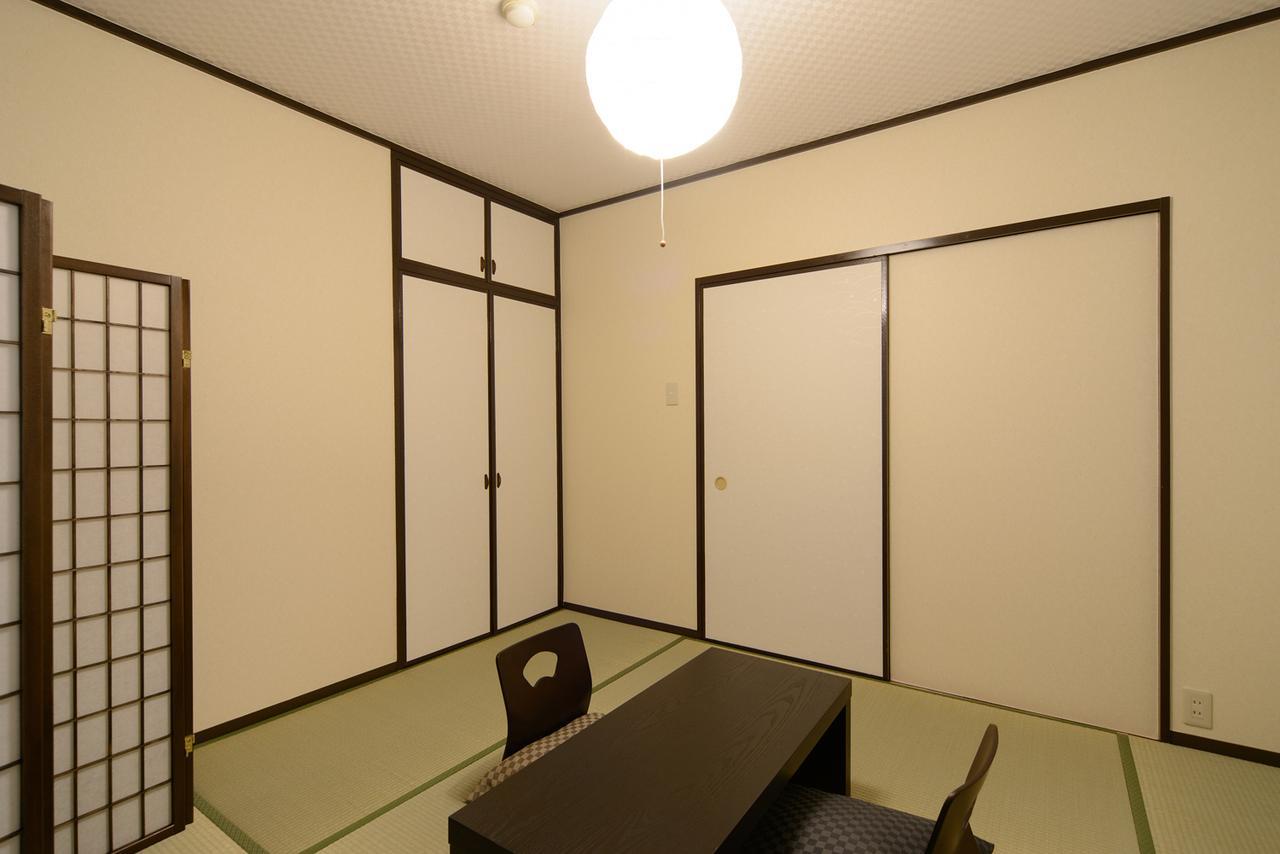 Liesse Sakuragawa Osaka