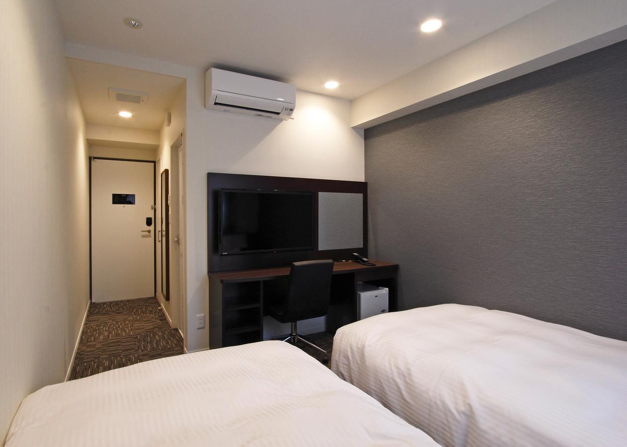 Vertex Hotel