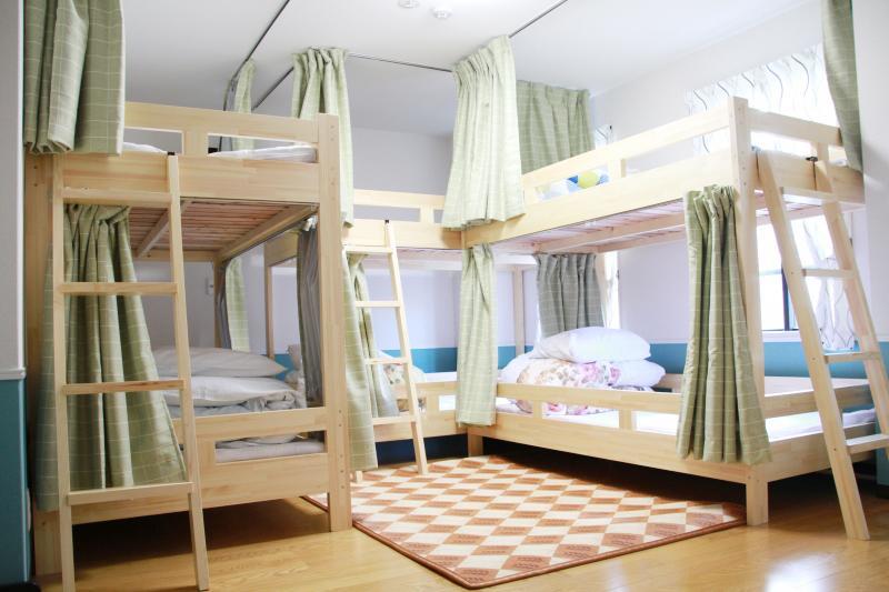 Fine Hostel *