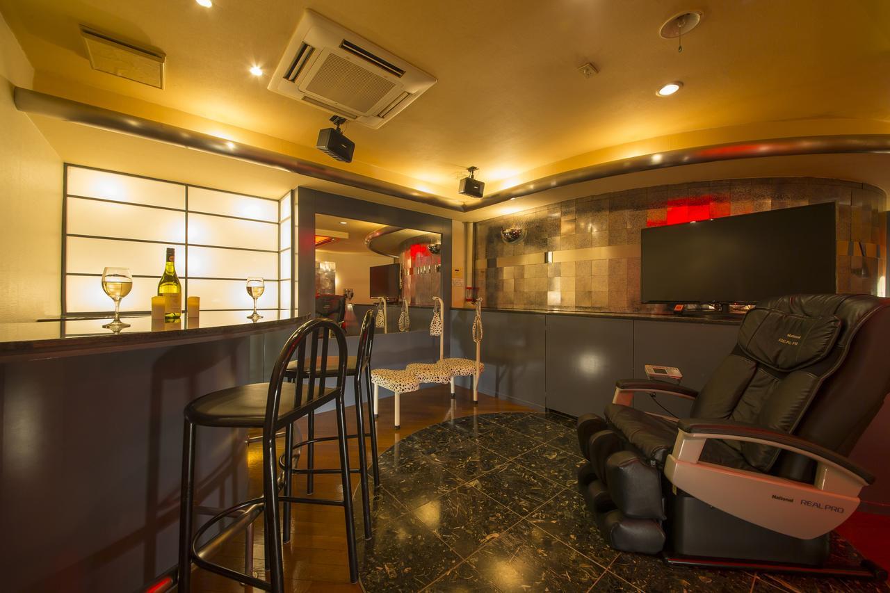 Towers - Adult Only - 3*