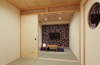 Ryokan 東心斎橋おおきにアパート Ookini & 2*